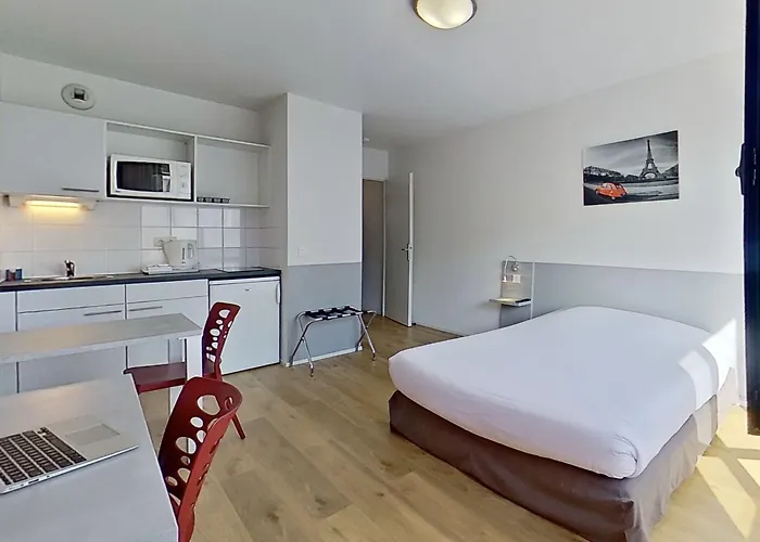 City Residence Ivry Aparthotel 3*