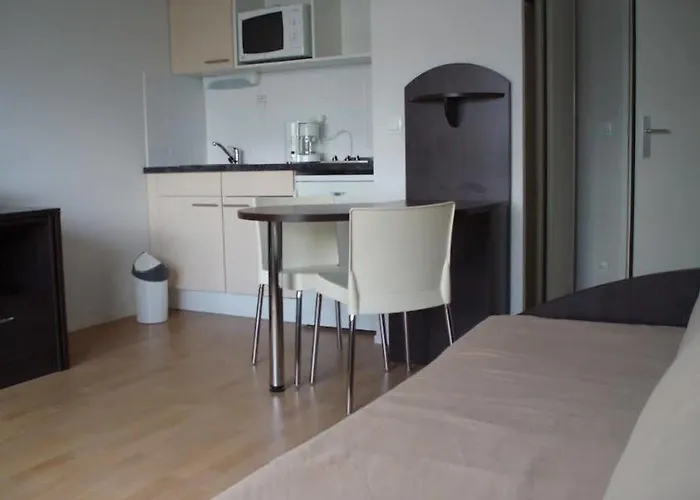 City Residence Ivry Aparthotel 3*